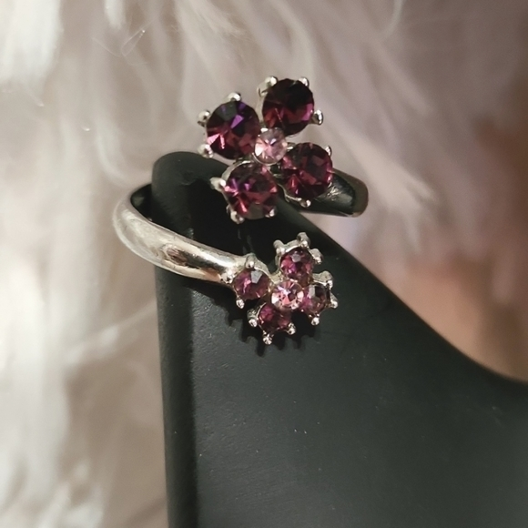 Jewelry - Flowers ring